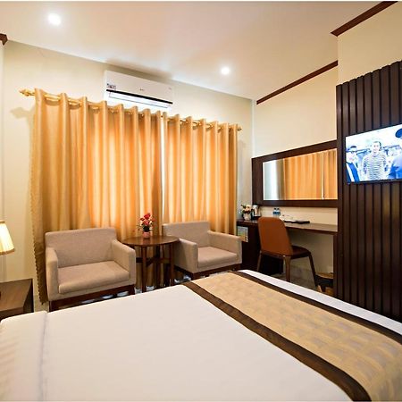 Premier Vang Vieng Hotel Exterior photo