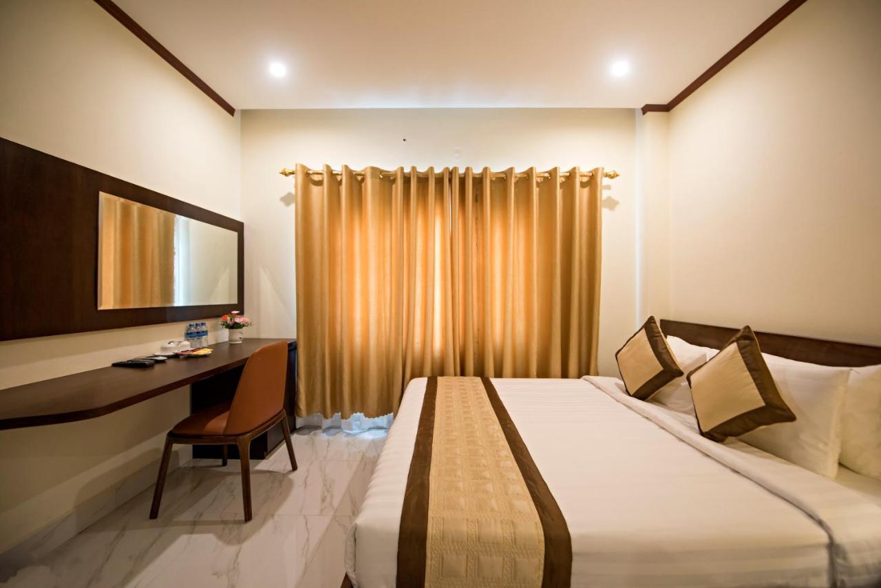 Premier Vang Vieng Hotel Exterior photo