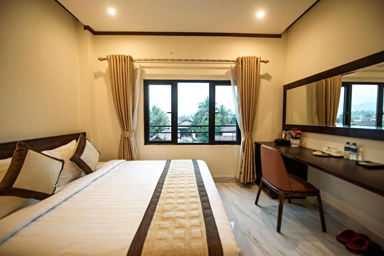 Premier Vang Vieng Hotel Exterior photo